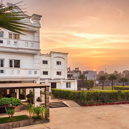 מלון Kashipur Ananya Regency מראה חיצוני תמונה
