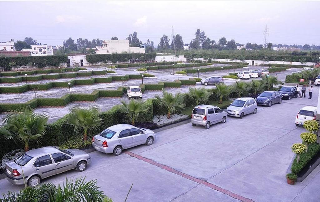 מלון Kashipur Ananya Regency מראה חיצוני תמונה