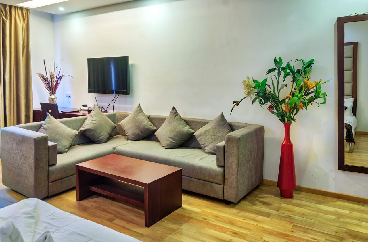 מלון Kashipur Ananya Regency מראה חיצוני תמונה